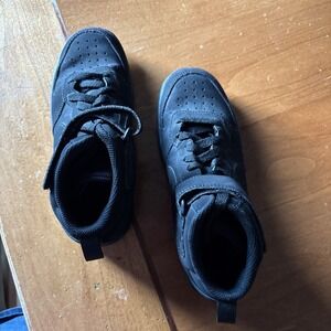 Nike Kids Court Borough Mid 2 CW5867-001 Black Lace-Up Sneakers Shoes Size 4.5Y